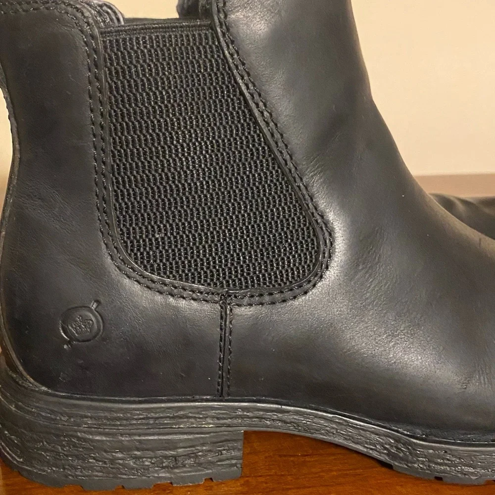 Born Black Chelsea Boots 8.5